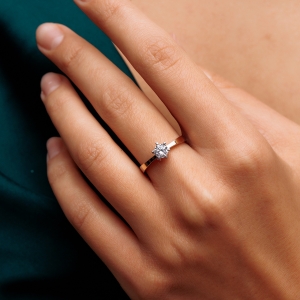 Stř&iacute;brn&yacute; prsten "Legenda"