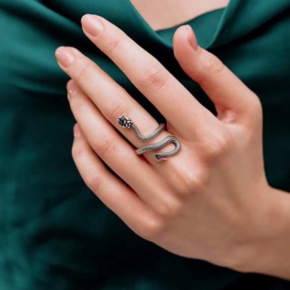 Stříbrný prsten &amp;quot;Had&amp;quot; - 2