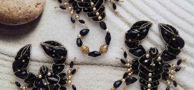 Какие камни украшения подходят Скорпиону