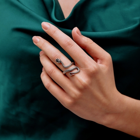 Stříbrný prsten &amp;quot;Had&amp;quot; - 3