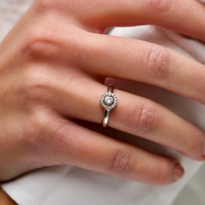 Срібна каблучка "Сяйво"