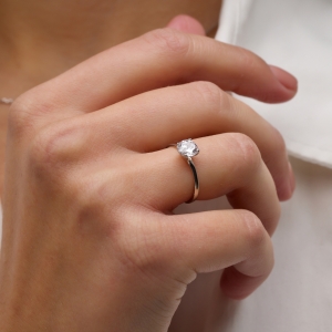 Stř&iacute;brn&yacute; prsten "Lucia"