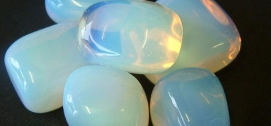 Лунный камень